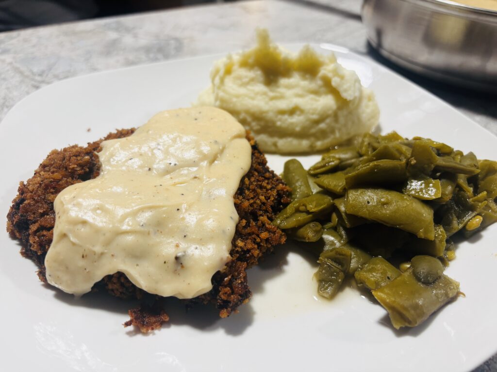 IMG_6129-1024x768 Homemade Crispy Country Fried Cube Steak With White Gravy